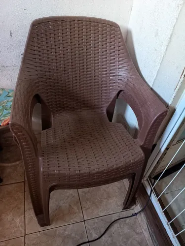 Cardeira plástico