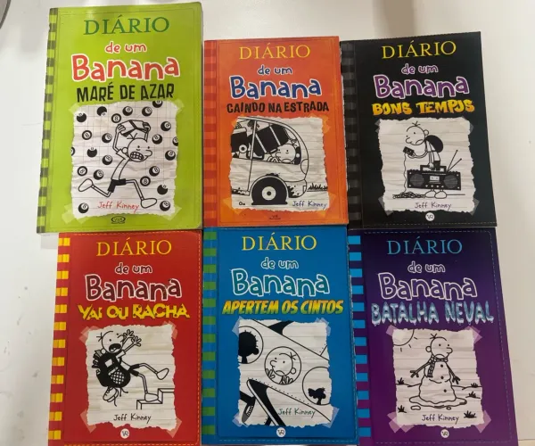 livros diário de um banana, volume 8 ao 13, em ótimas condições 