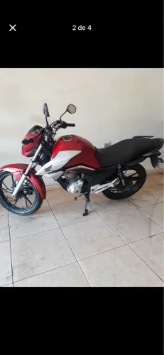 Motos aluguéis 
