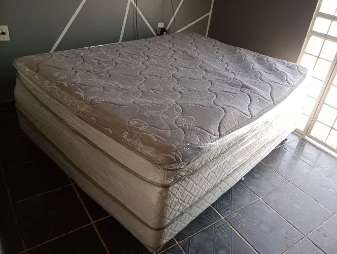 Cama Box Casal De Molas Ensacadas Alta Higienizada