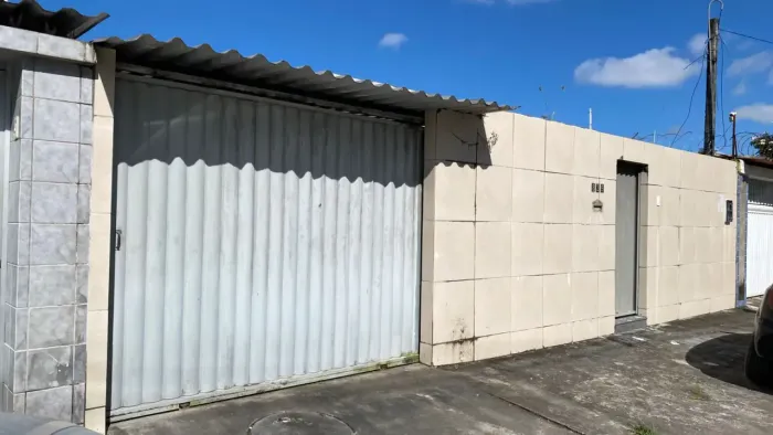 CASA TRÊS QUARTOS, REGULAR PARA FINANCIAR EM SAN MARTIN