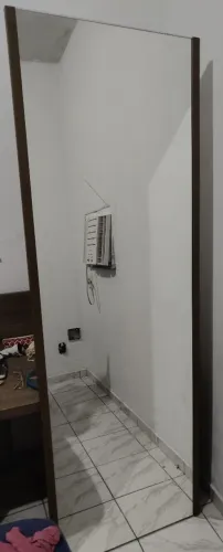 Espelho grande de corpo inteiro