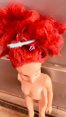 BONECA ARIÉL