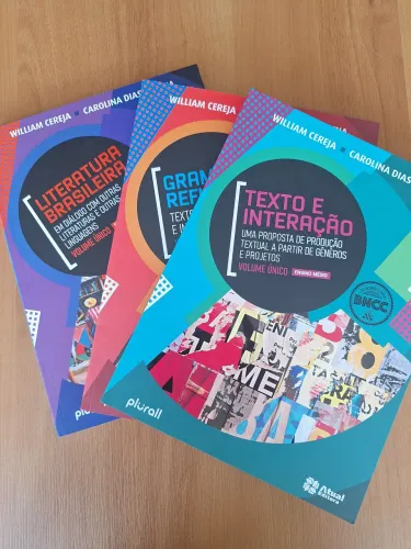 Livros Plurall Gramática Reflexiva, Literatura Brasileira e Texto e Interação 