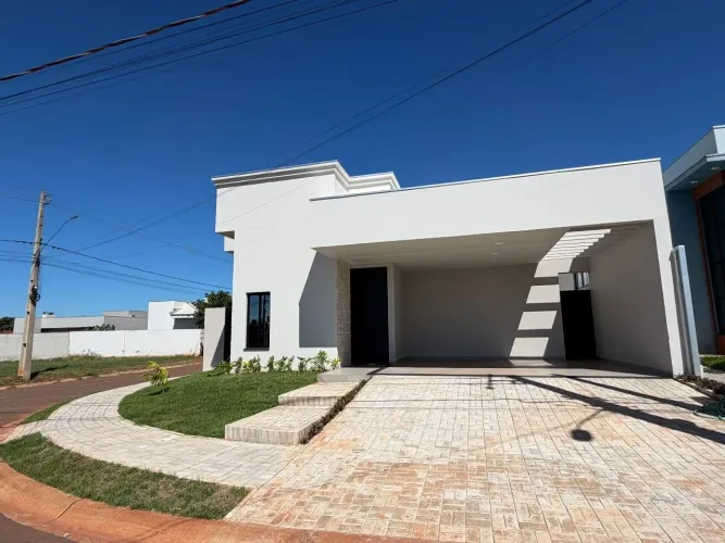 Casa em Condomínio com 3 Suítes e Financiamento Aceito Costa Leste, Três Lagoas