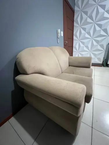 Vende-se sofá