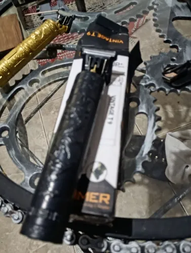 Maquina de cortar barba e cabelo