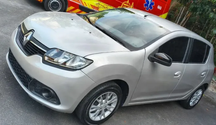 Renault Sandero Expression Hi-power 1.0 16V 5P 2015