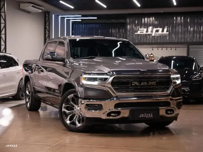 Ram 1500 Limited 5.7 CD 4X4 Aut. 2024