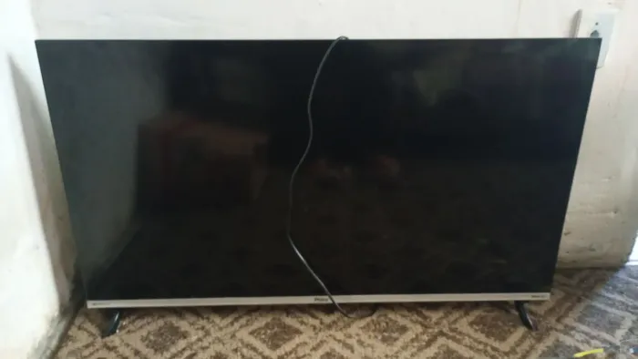 TV Philco para retirada de peças