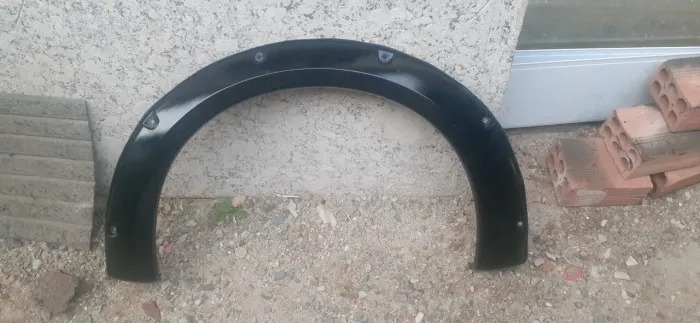 Vendo moldura paralama montana esquerdo da frente novo