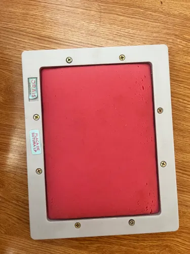 Vendo placa de sutura da ORAIS