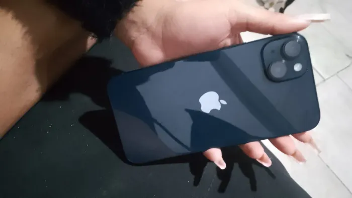 iPhone 14 Plus na caixa 