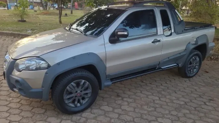 Fiat Strada Adventure 1.8/ 1.8 Locker Flex CE 2011