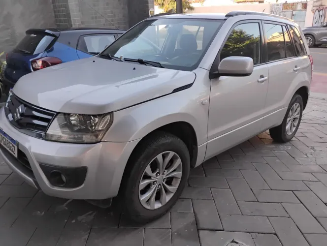Suzuki Grand Vitara 2.0 16V 4x2/4x4 5P Aut. 2013