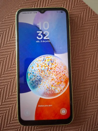 Vende celular Samsung seminovo (usado)