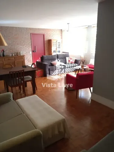 Apartamento à venda no bairro Santa Cecília, na cidade de São Paulo. Este elegante apartam