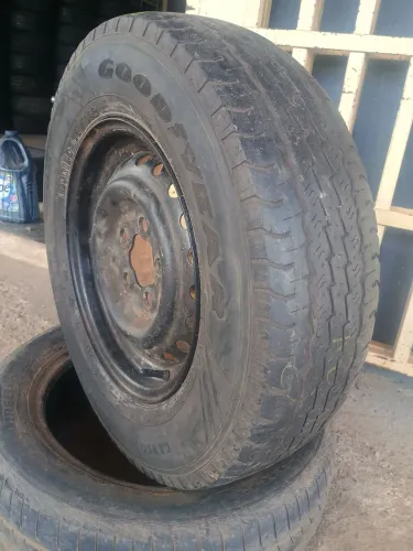 Pneu 185R14C com roda Fusca/kombi