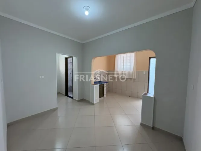 Casa à venda no bairro Centro