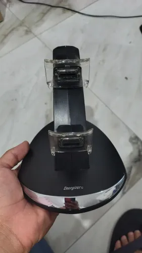 Carregador Energizer para Controle Xbox + 2 Baterias Recarregáveis