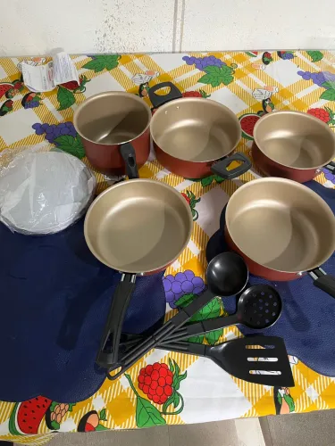 Jogo de Panelas Antiaderente 8 Peças Cereja