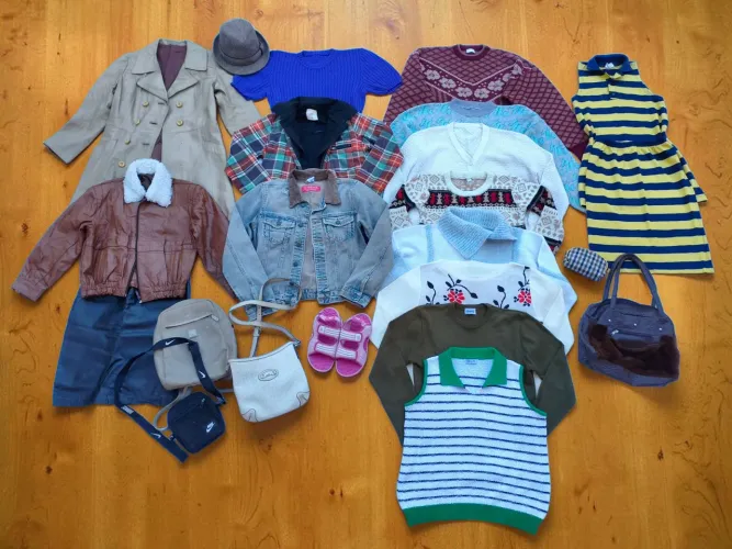 Lote Roupas Vintage Tricots bolsa Victor Hugo Sandália Adidas sobretudo couro legítimo 