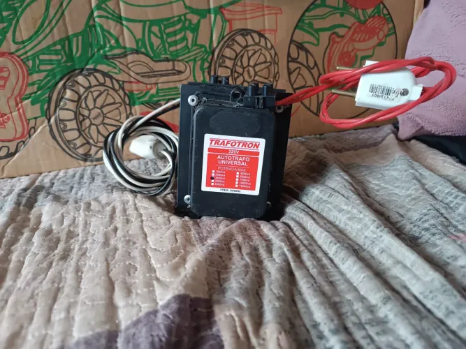 Vende-se transformador 