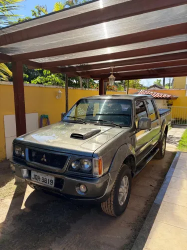 Mitsubishi L200 GLS 2.5 4X4 CD Diesel 2006