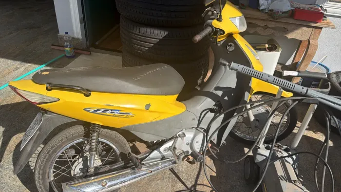 Biz 125cc ES