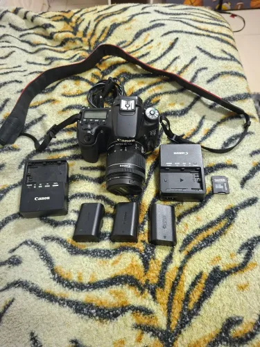 CANON 70D