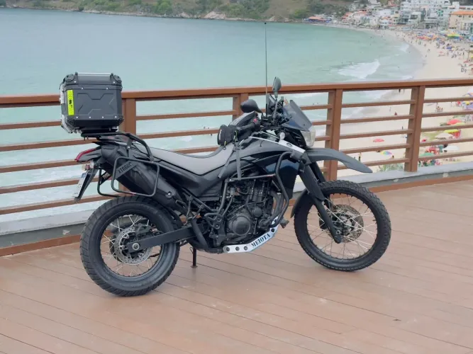 Yamaha XT 660R 2009 - Preta (Apenas 16.000 km) - Raridade + Acessórios
