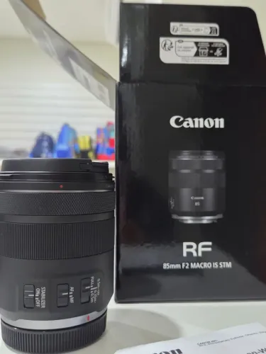 Lente Canon Rf 85mm F/2 Is Stm Nova Com NF