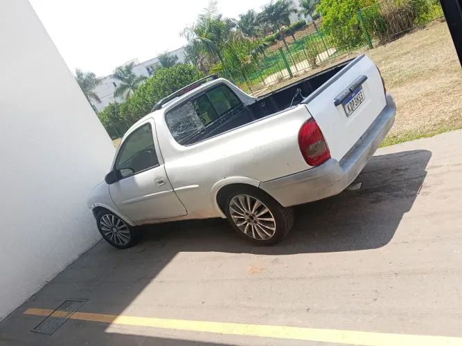Chevrolet Corsa Pick-up GL/ Champ 1.6 MPFI / EFI 1998