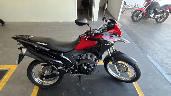 XRE190 Flex boa Condições de uso pouca Km 