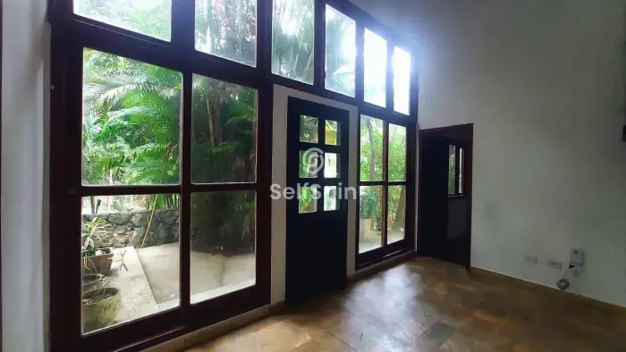 Casa com 3 quartos para alugar - Vila Progresso - Niterói/RJ