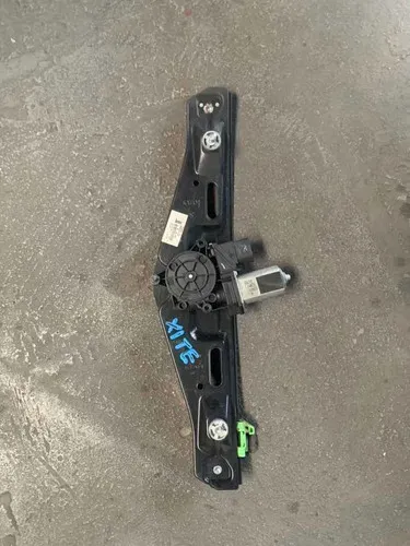 Máquina De Vidro Elétrico Traseira Esquerda Bmw X1 2010/2015