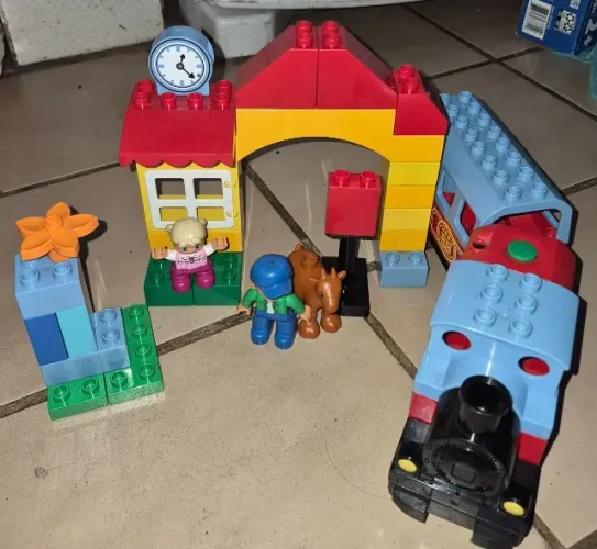 Lego duplo estacao de trem - 36 pecas