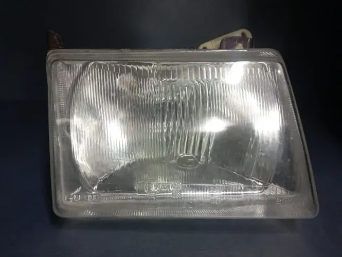 Farol Cibie Escort XR3 Lado Esquerdo