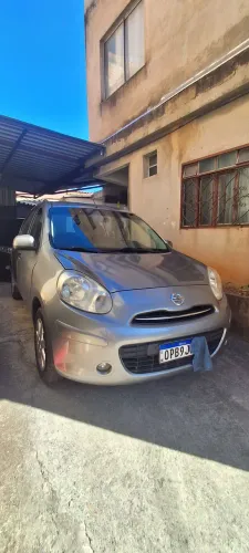 Nissan March SV 1.6 16V Flex Fuel 2013