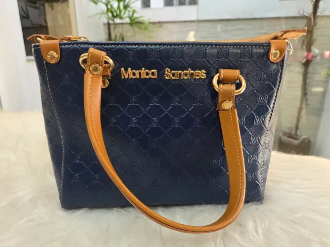 Bolsa Mônica Sanches