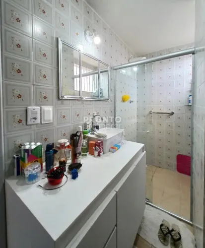 Apartamento com 3 quartos em Espinheiro