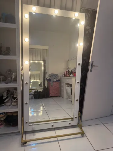 Vendo espelho camarim