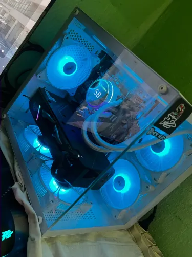 PC GAMER TOP