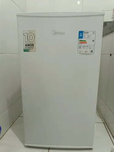 Frigobar 93 Litros Bivolt Branco Midea Seminovo