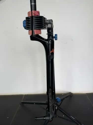 Suspensão Lefty Ocho Alumínio - Semi Nova | Espiga 16 cm