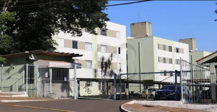 Apartamento com 3 dormitórios à venda, 67 m² por R$ 170.000,00 - San Fernando - Londrina/P