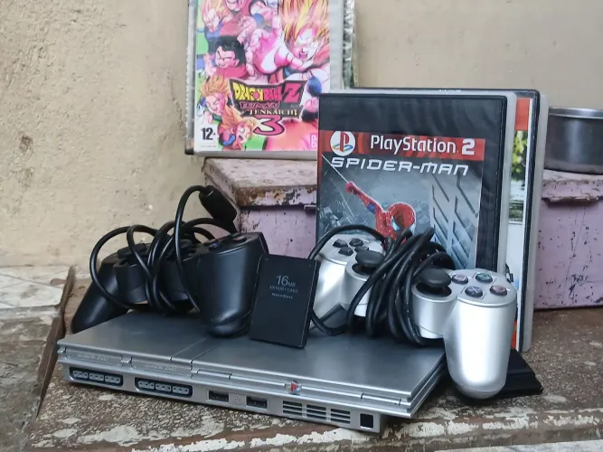 Ps2 prata com HD de 54 jogos e 2 manetes