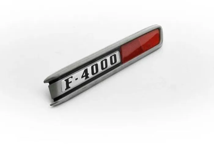 Emblema Lateral Direito Capô Caminhão Ford F-4000 Original