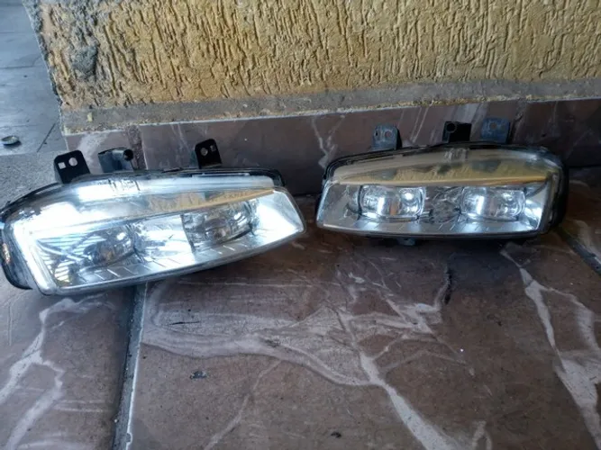 Par farol de milha da Land Rover Evoque (preço unitário)