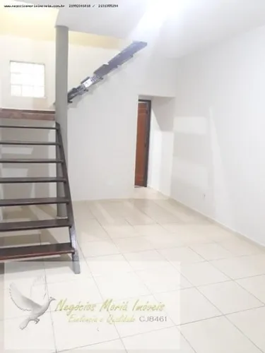 Casa para Locação em São João de Meriti, Parque Novo Rio, 2 dormitórios, 2 banheiros, 1